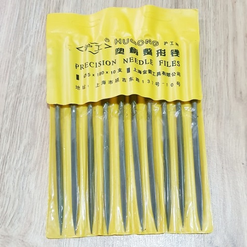 Bộ 10 Cây Dũa Kim Loại Cùng 1 Kiểu Đầu Tam Giác Đều 5x180mm