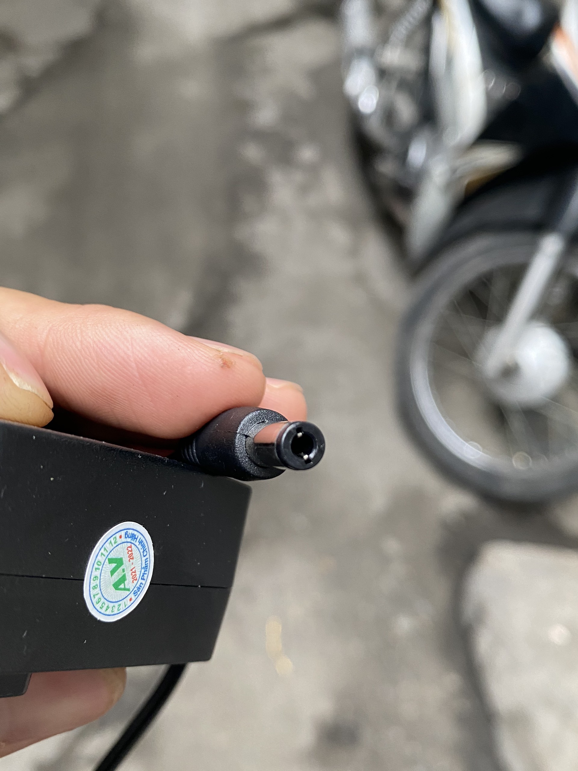 Dây nguồn máy chấm công vân tay