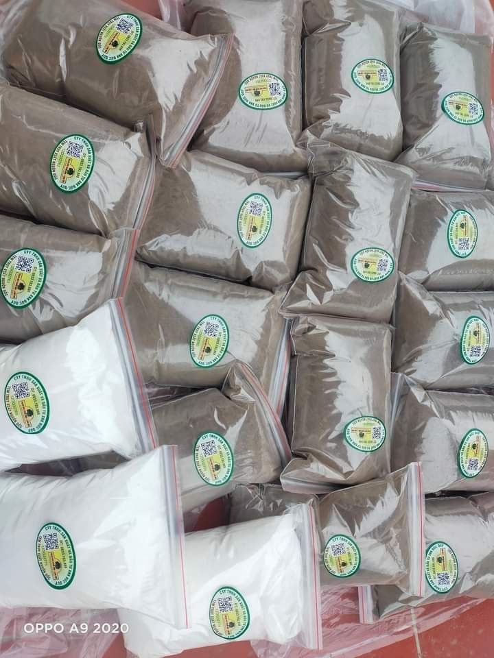 Tinh bột thạch đen ( 1kg bột thạch làm được 20-25kg thạch thành phẩm)