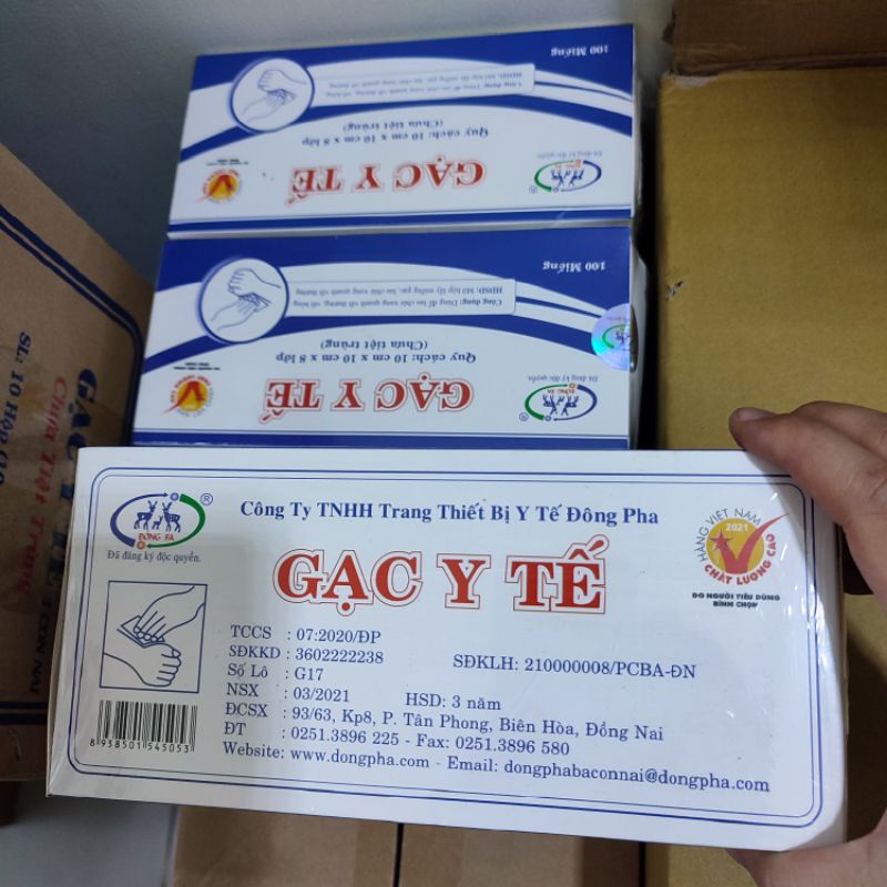 (Q1-HCM) Gạc Y tế Đông Fa - Gạc Đắp Mặt Nạ Dùng Cho Spa (Hộp 100 miếng)
