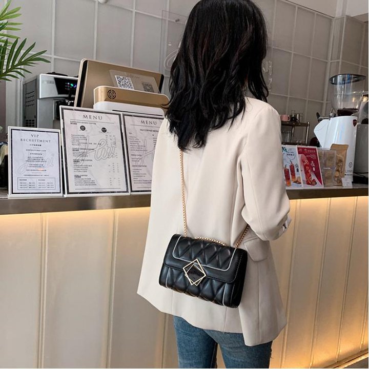 Túi nữ đeo chéo trần trám khóa kính 403