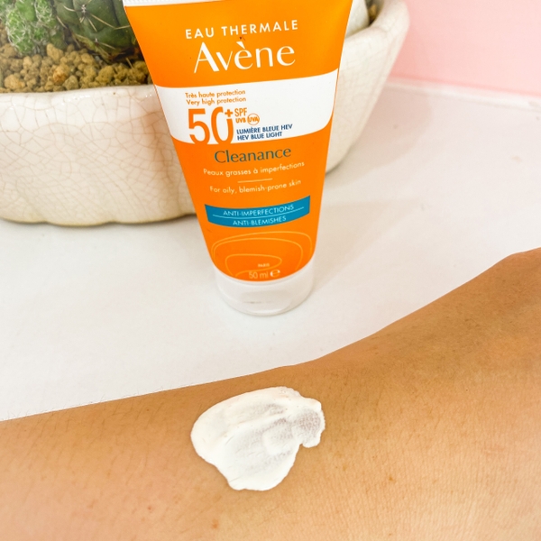 Kem chống nắng Avene Cleanance 50ml da dầu mụn