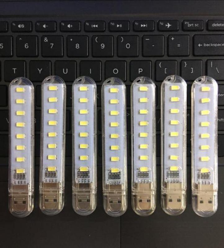 ĐÈN USB 8 LED SIÊU SÁNG TIỆN LỢI-AT