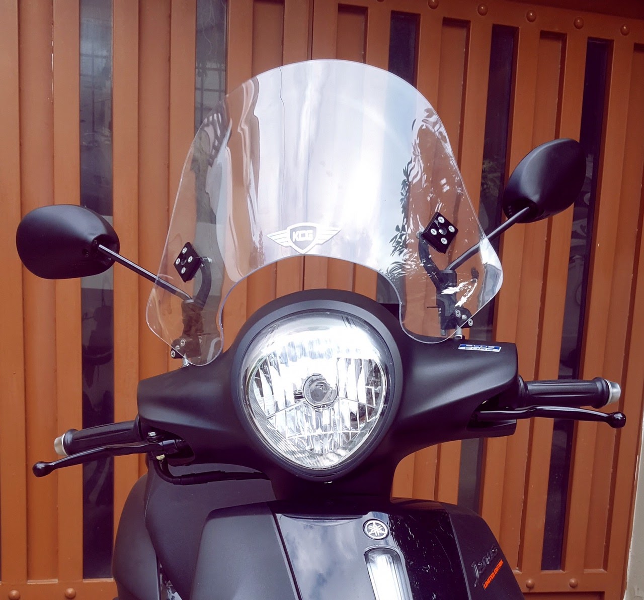Kính Chắn Gió Xe Yamaha Janus - KC500JN
