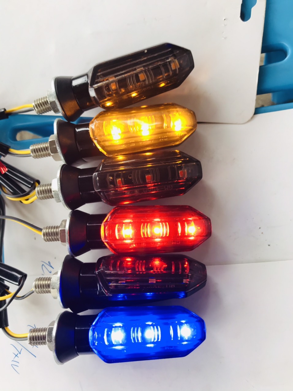xi nhan VARIO LED màu