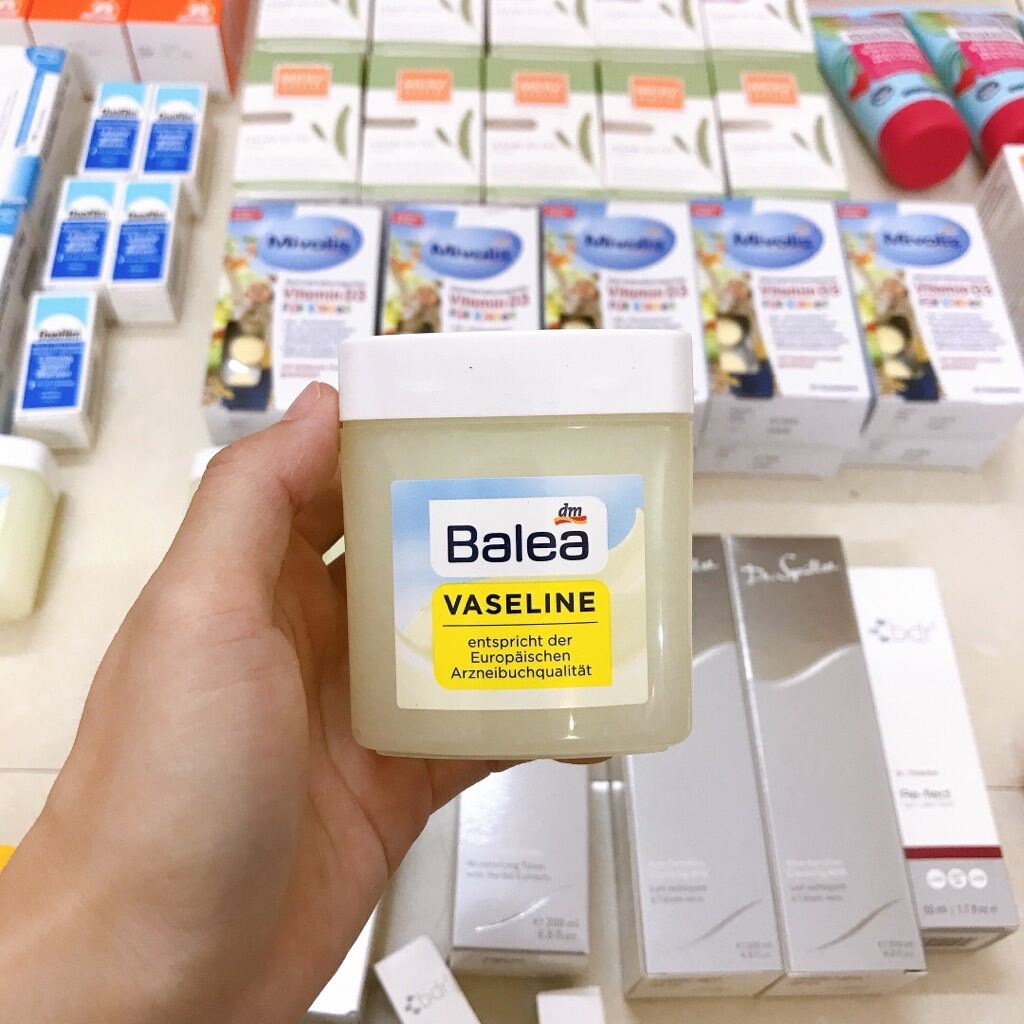 ( Bill Đức ) - KEM DƯỠNG CHỐNG NẺ VASELINE BALEA - 125ml