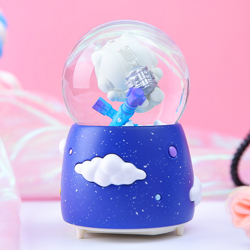 Quả cầu tuyết Doremon Hello Kitty phi hành gia vũ trụ có đèn đổi màu, hiệu ứng âm nhạc, Cầu pha lê tuyết Doraemon Kitty Space