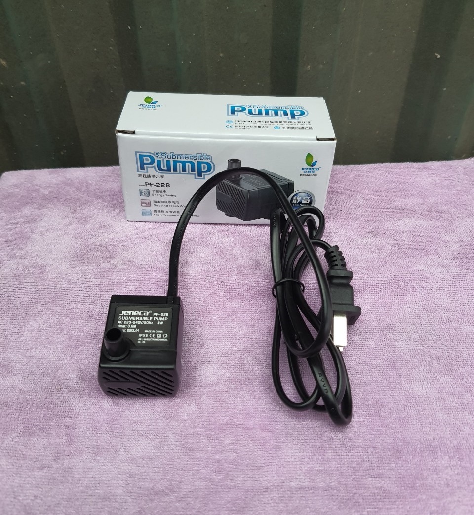 Máy bơm chìm Jeneca 4 - 7W, chuẩn chống thấm nước IP8