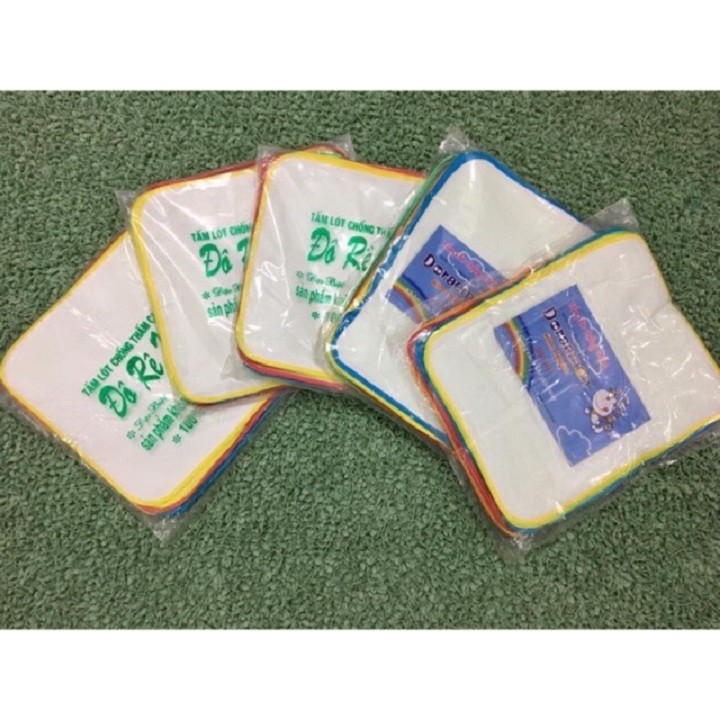 Set 10 Miếng lót chống thấm cho bé Doremon