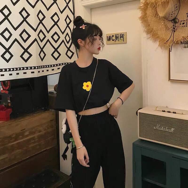 [HCM]Áo croptop bo eo in hoa xinh xắn