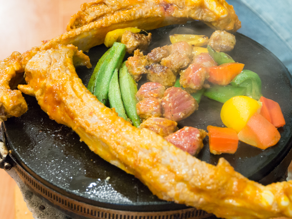 [HCM]Đá nướng núi lửa không khói hình tròn lớn 25cm