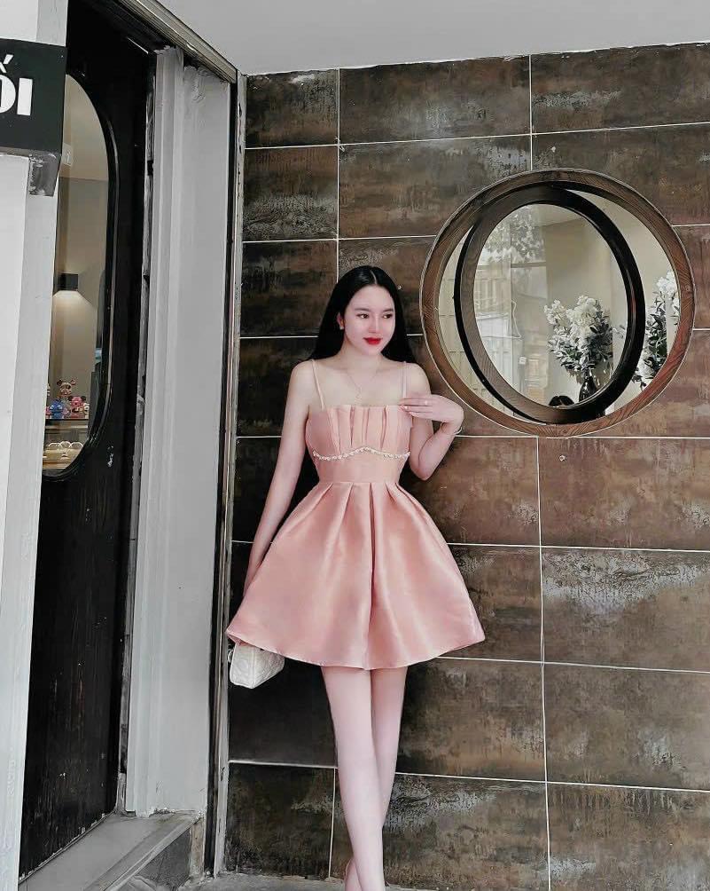 Đầm OPIS Dạng Xòe Kết Ngọc