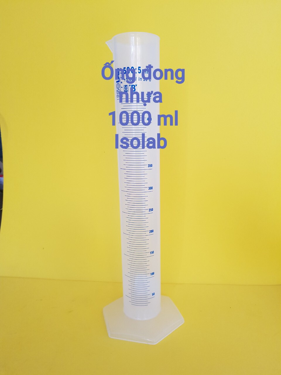 [HCM]Ống đong nhựa 1L isolab