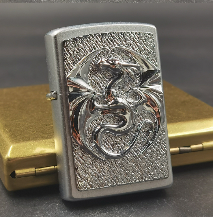Emblem hình dán bật lửa Zippo rồng bạc