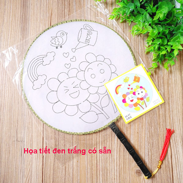 Quạt vải lụa, vẽ tô màu cho bé