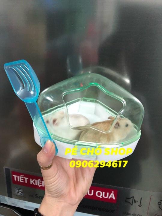 [HCM]Nhà Tắm hamster Mika có Muỗng xúc cát (2size vừa và to)