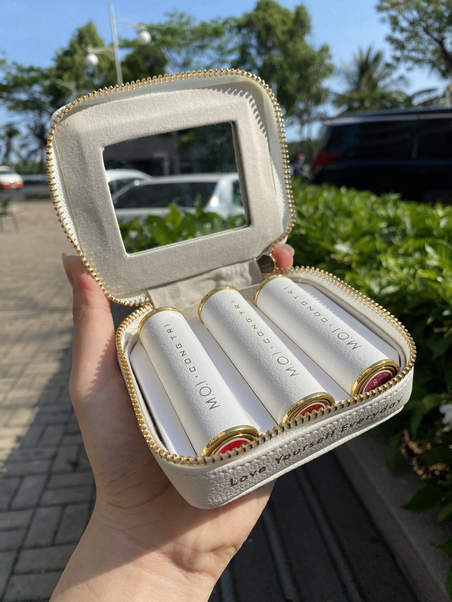 [HCM]Son Hồ Ngọc Hà M.O.I x Công Trí Phiên Bản Giới Hạn