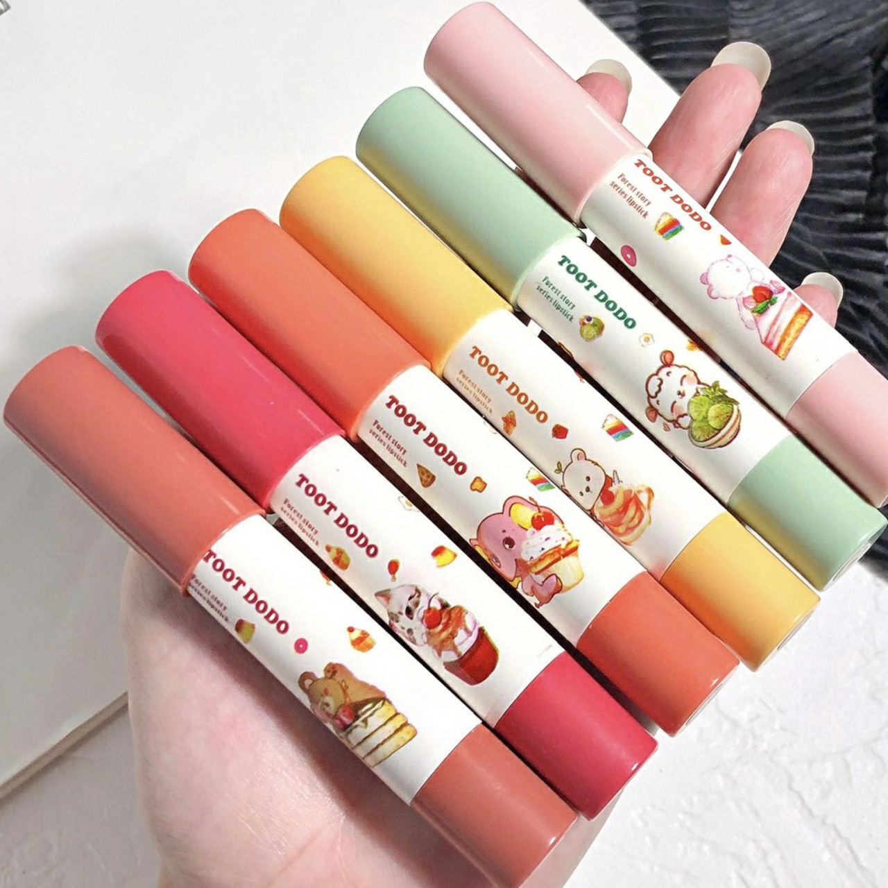 Son Gấu Thỏ dạng bút chì