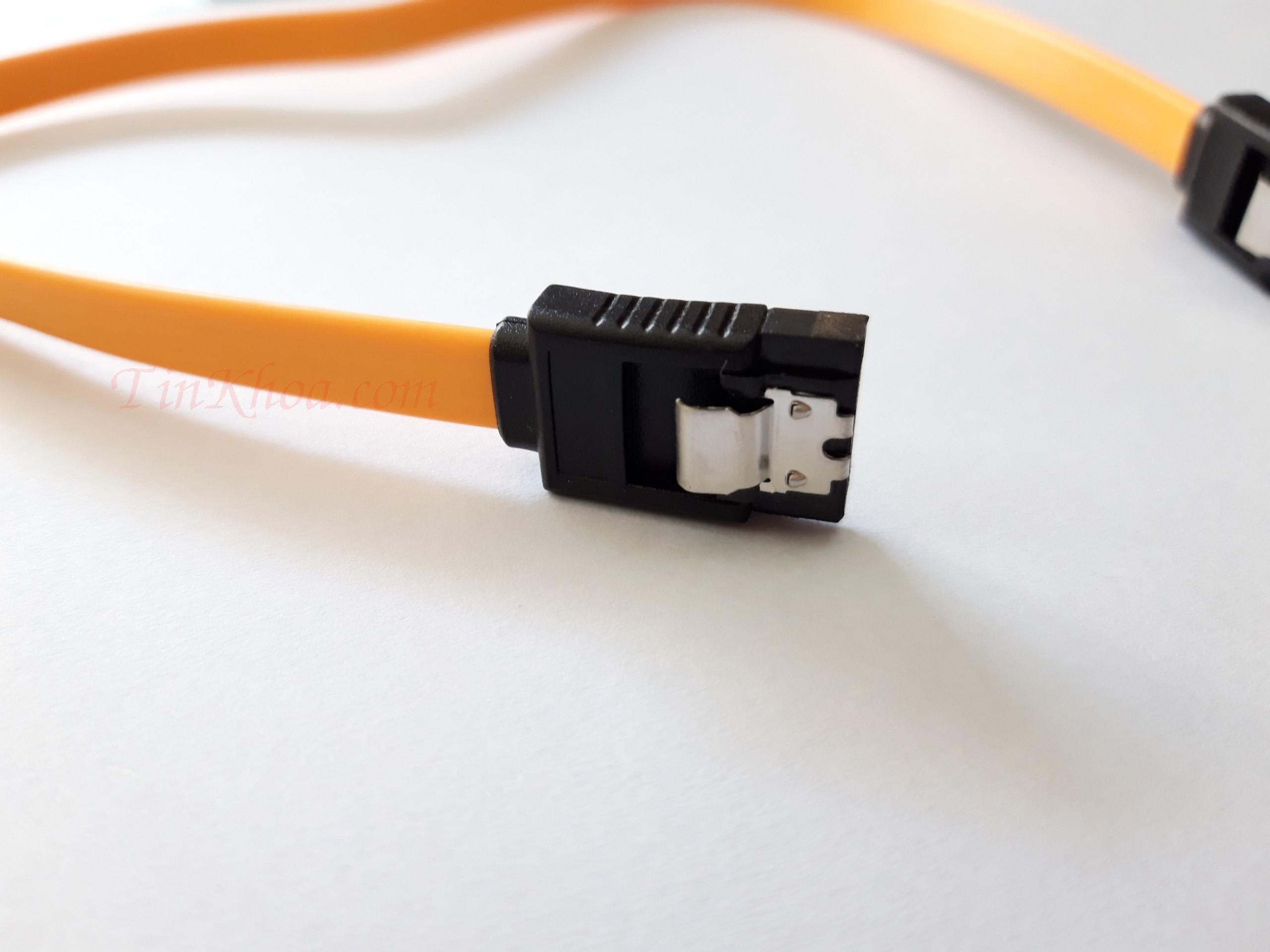 Cáp tín hiệu ổ cứng sata