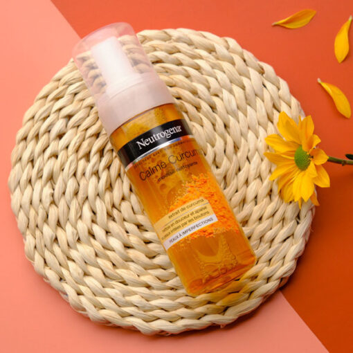 Sữa Rửa Mặt Nghệ Neutrogena Calme Curcuma 150ml