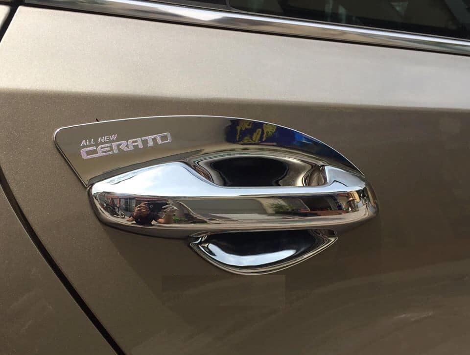 Chén, hõm cửa Kia Cerato 2019