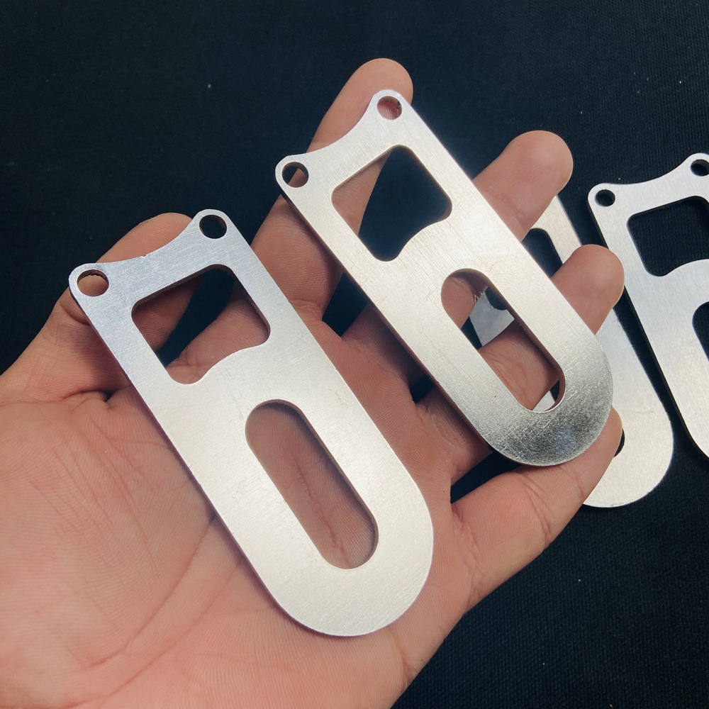 [HCM]BỘ NẸP GẮP NHÔM TRANG TRÍ XE EXCITER 150 RAIDER SATRIA SIÊU SÁNG