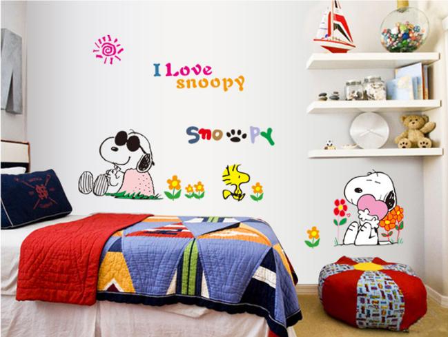 [HCM] Decal trang trí Chó Snoopy tranh vẽ
