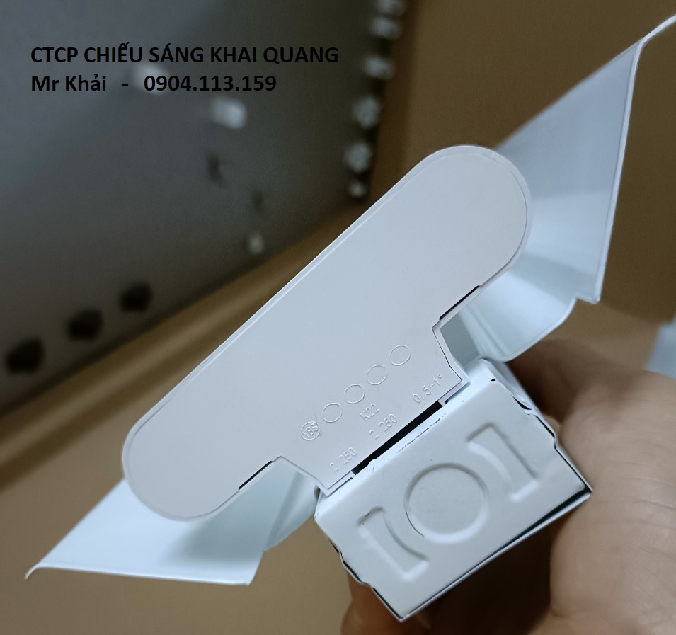 (SALE) Bộ đèn so màu D65 2x36W Philips sơn trắng tĩnh điện