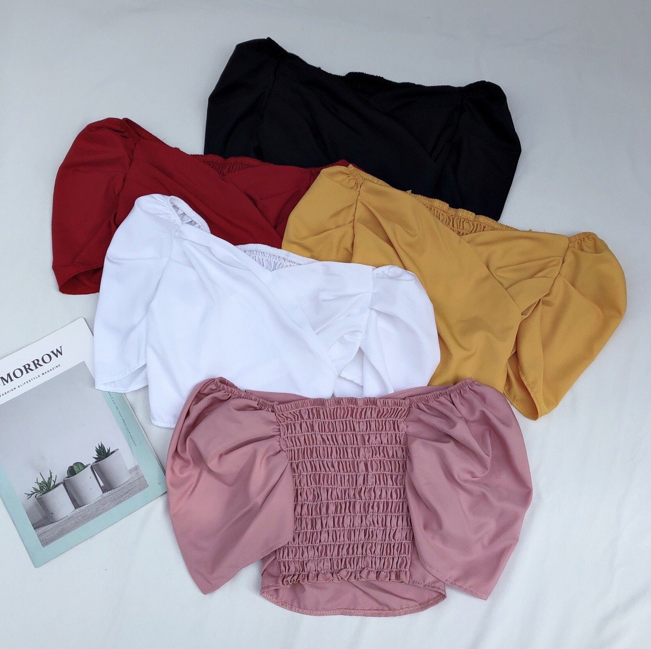 Áo kiểu croptop xinh đắp chéo xinh