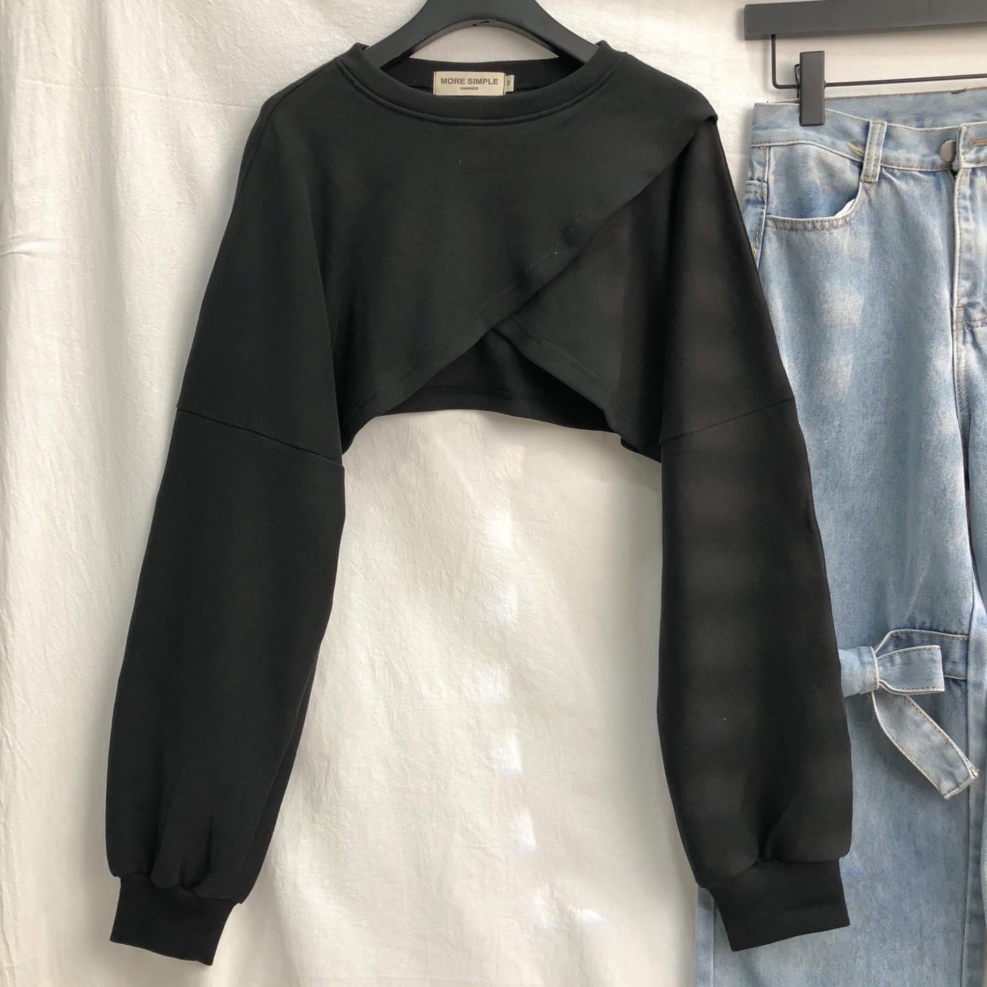 Set áo 2 món croptop đắp chéo 1974