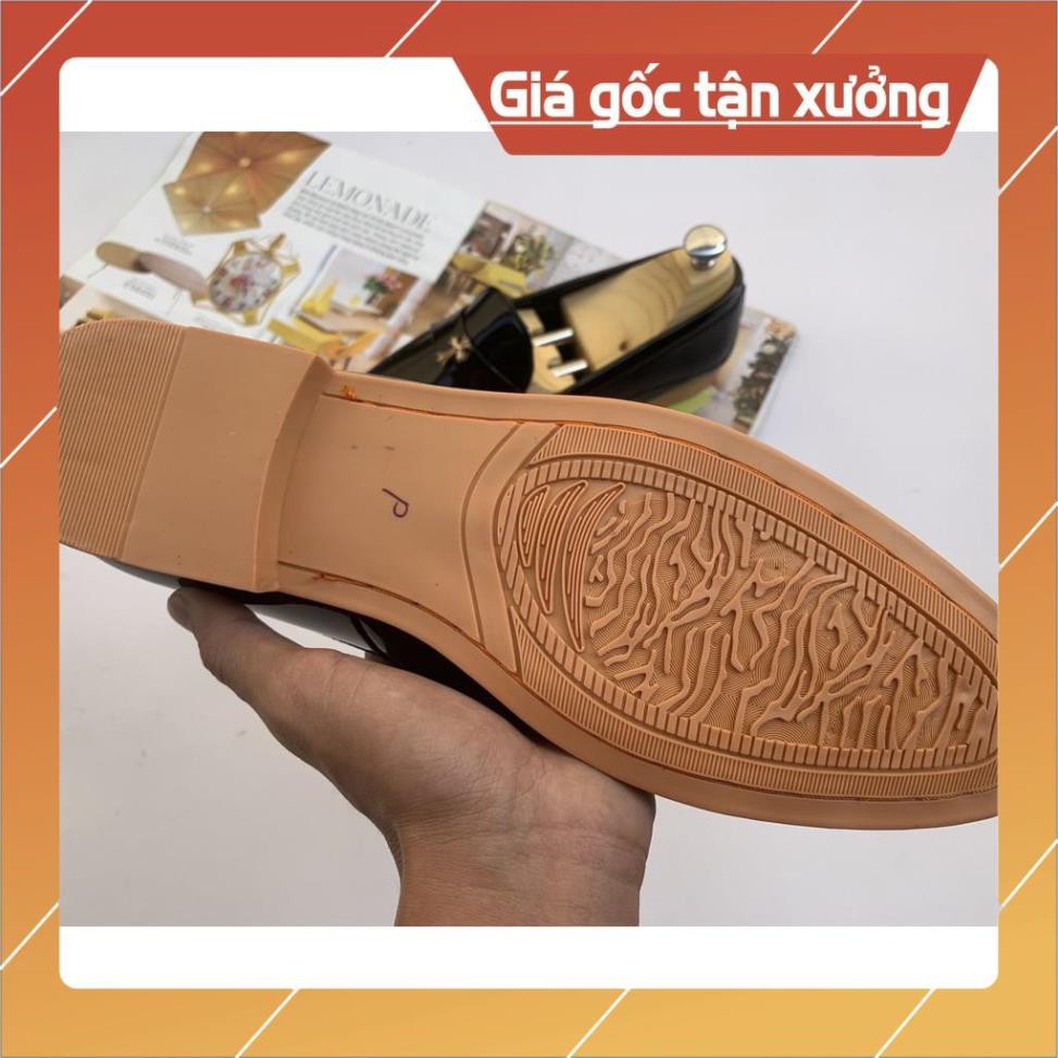 Giày lười da nam da bóng khóa vàng MS03