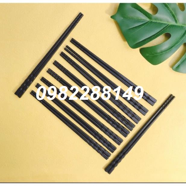 BỘ 10 ĐÔI ĐŨA NHỰA ĐEN LOẠI 1.