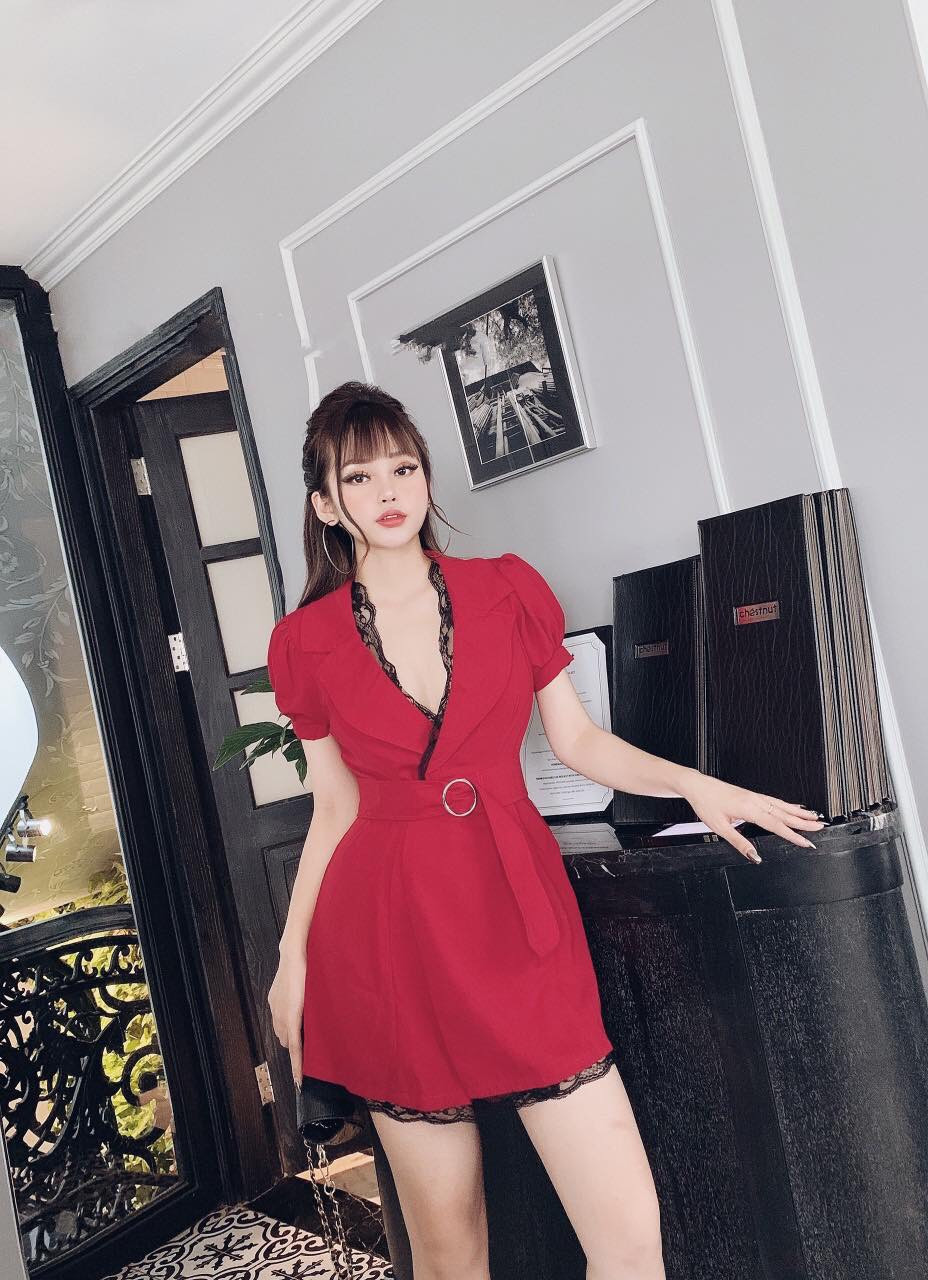 Đầm cát hàn cổ xẻ phối ren thắt nơ eo sexy TTSA0080