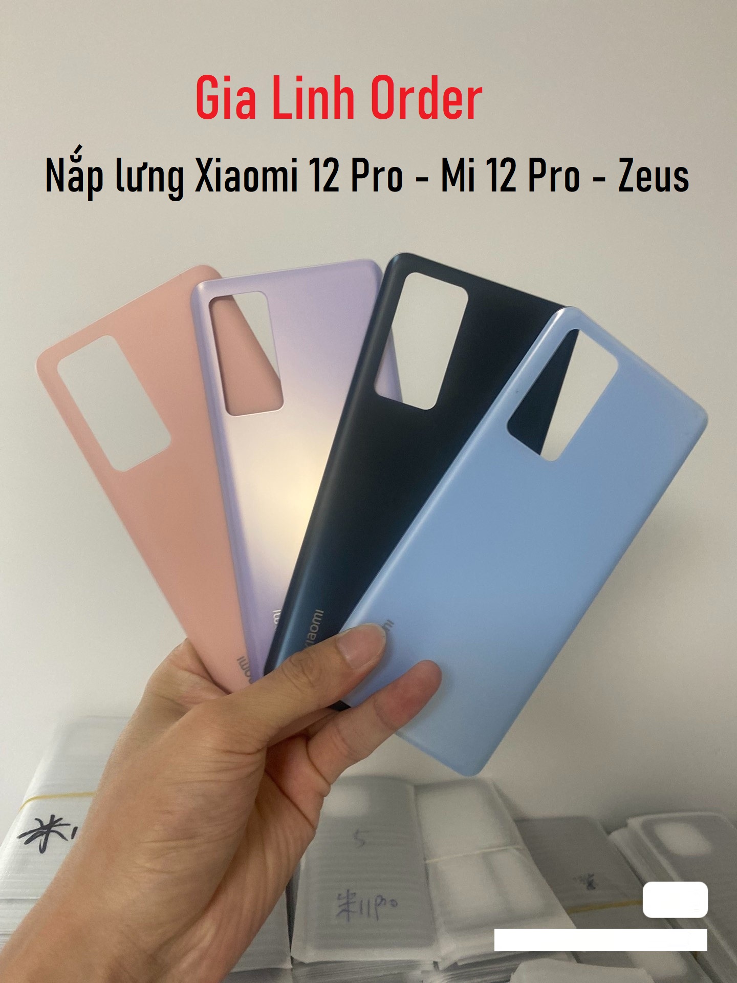 Nắp lưng Xiaomi Mi 12 Pro - zeus