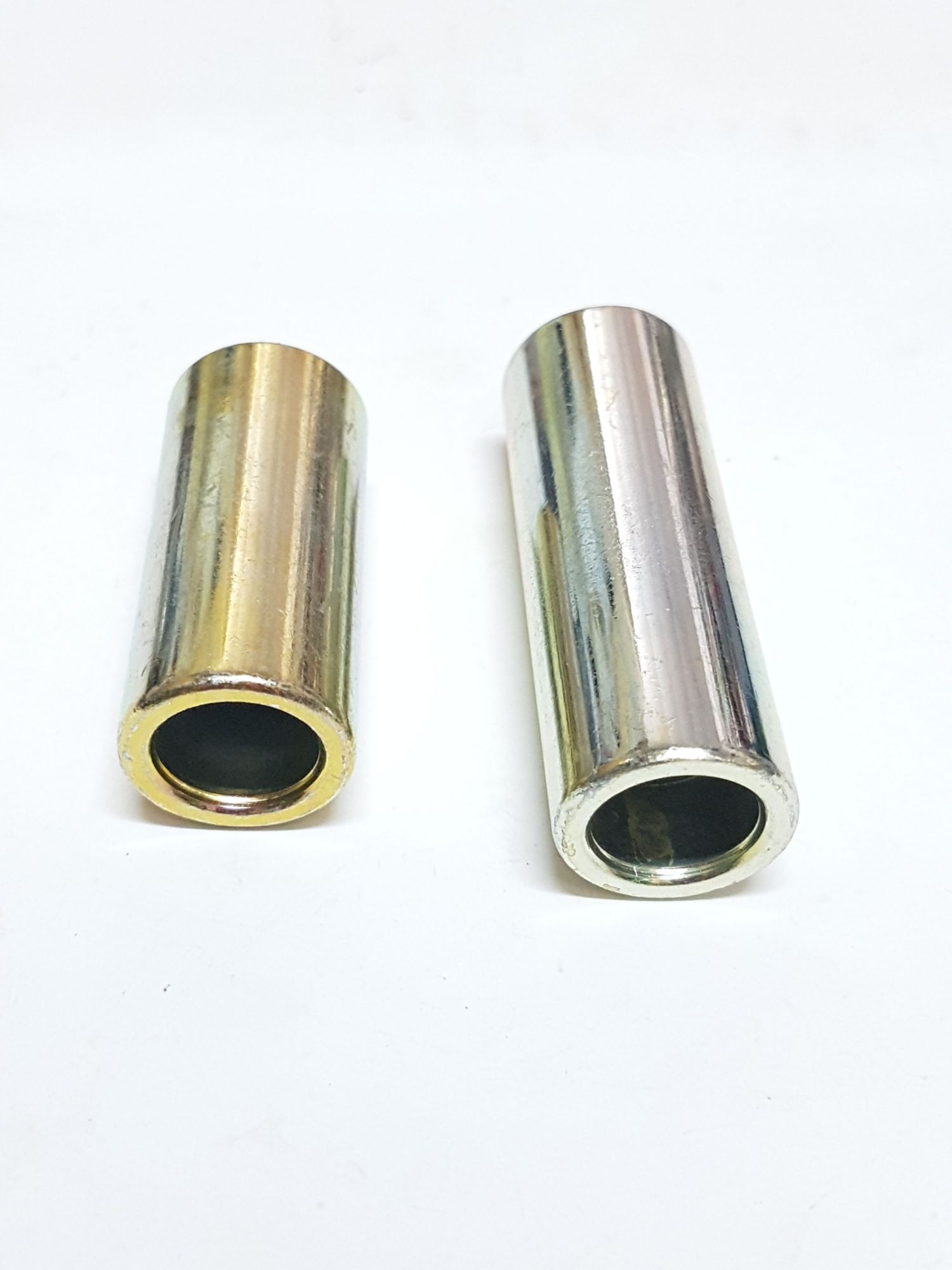 Ống chỉ canh đạn đùm trong dream .xi - 2 cái