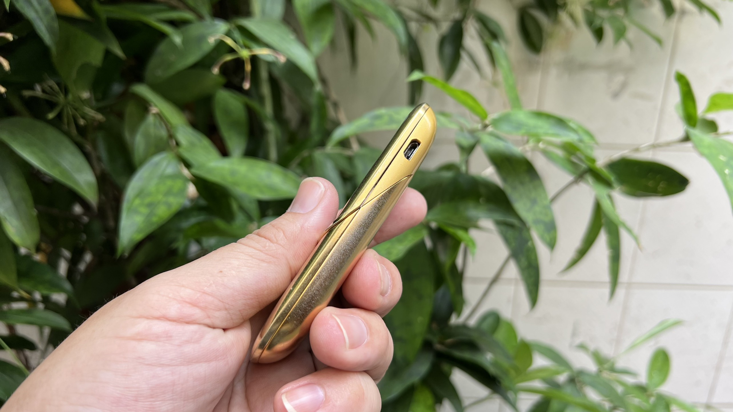 Điện thoại Nokia 8830 gold (6989)