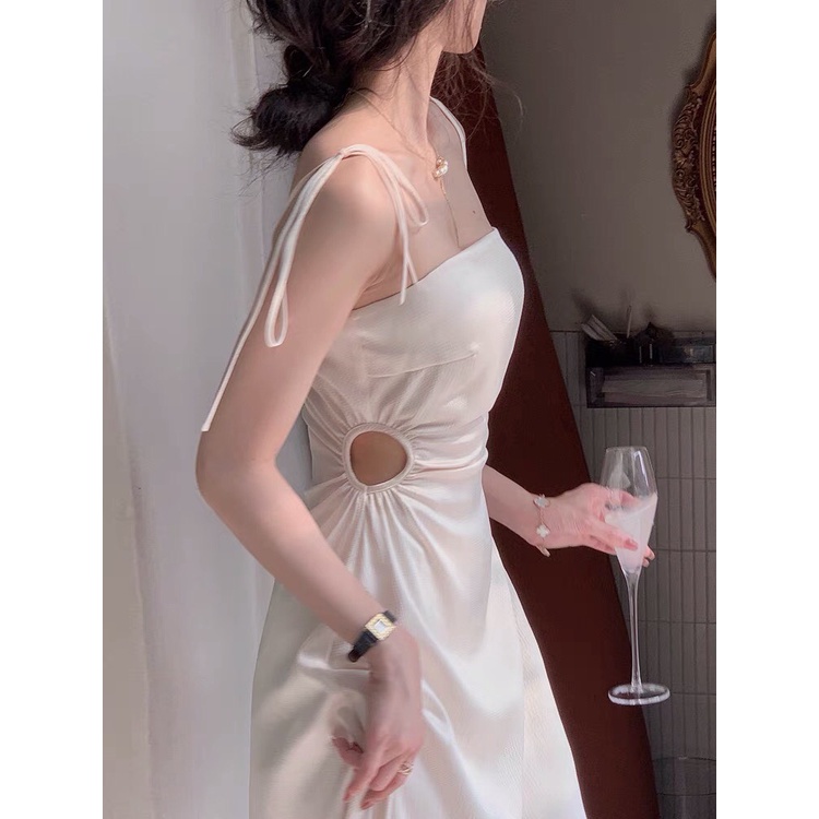 Đầm Váy Lụa Mềm Mại Khoét Eo Cột Dây Dự Tiệc Dạo Phố BY8458