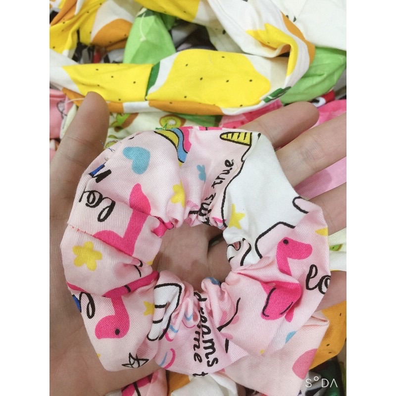Dây cột tóc srunchies