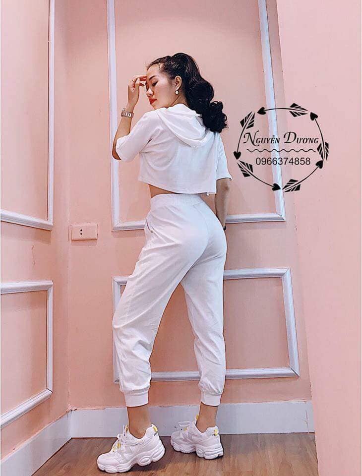 Sét bộ croptop áo có mũ phối quần jogger năng động TTSA0094