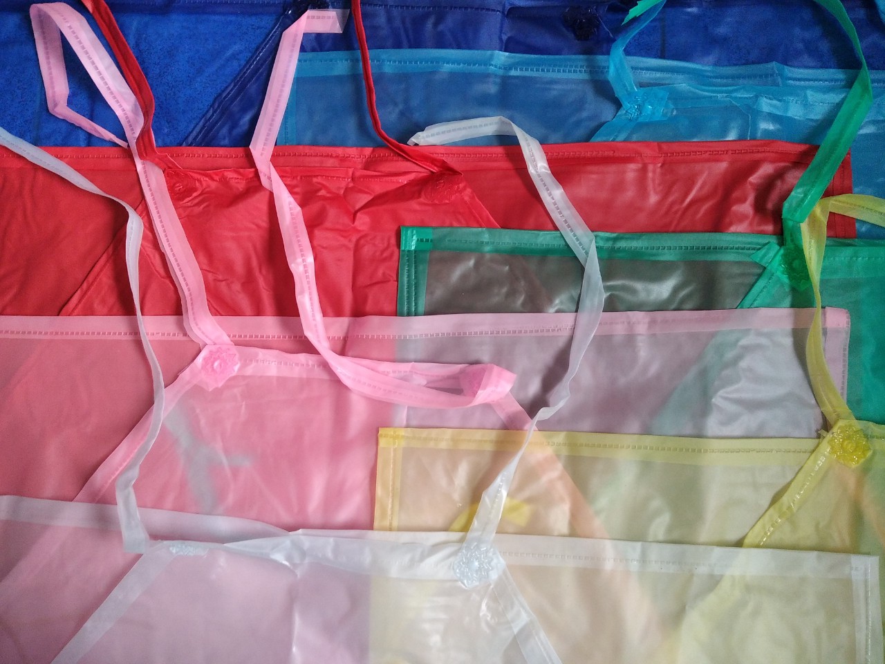 WATERPROOF PLASTIC APRON (Can be reused many times) - Red