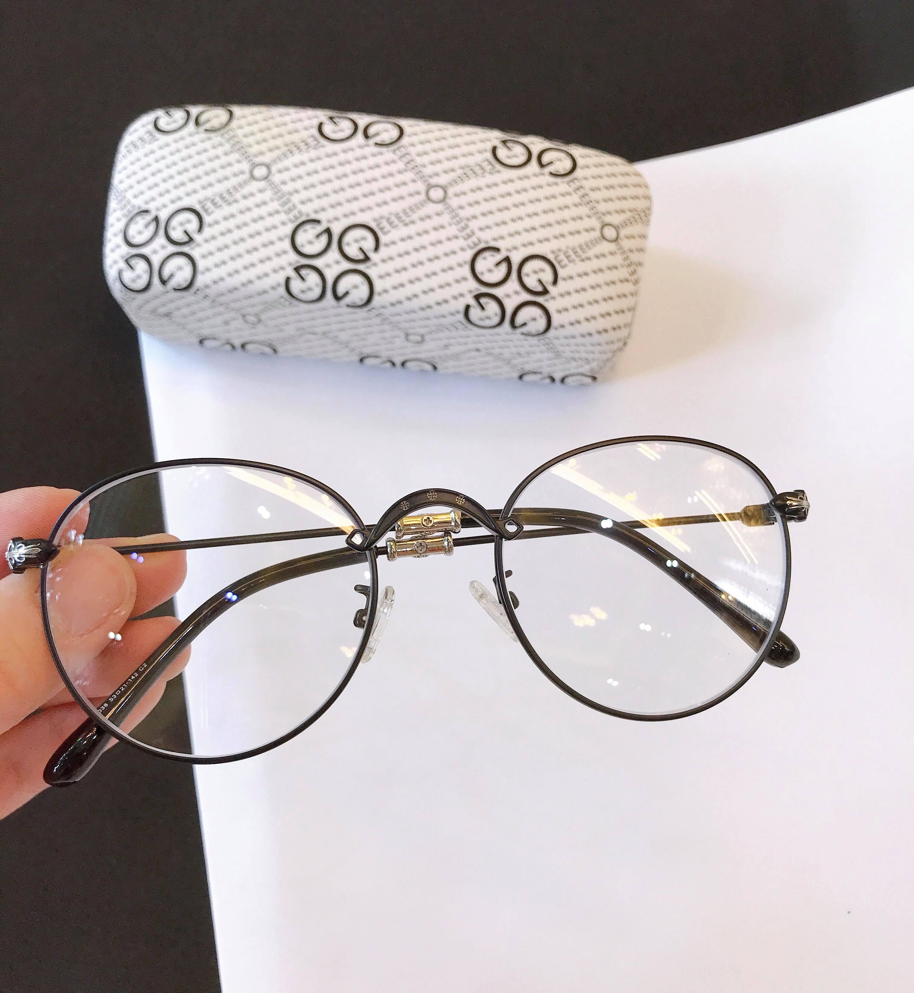 Kính CHROME HEARTS Mắt tròn Kim loại Cao cấp (Nhiều Màu)