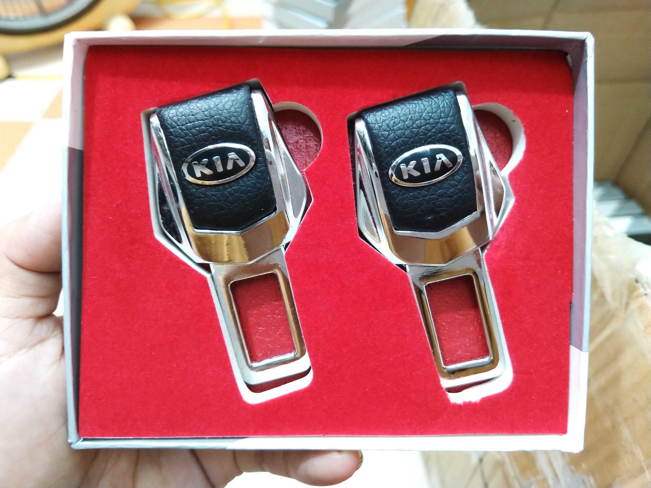 Chốt an toàn oto logo KIA