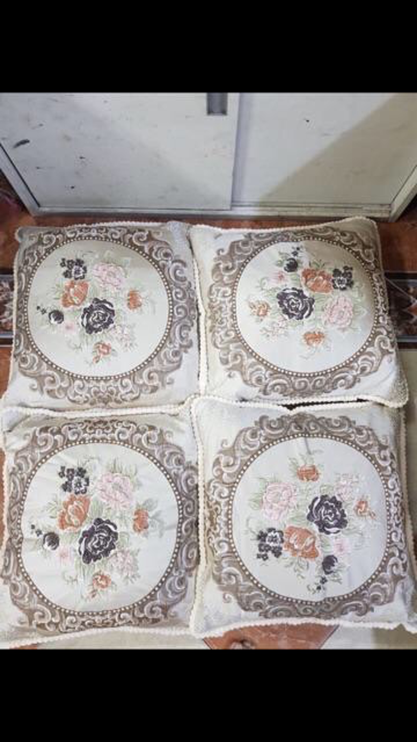 GỐI TỰA LƯNG TÂY  ÂU (RUỘT + VỎ)