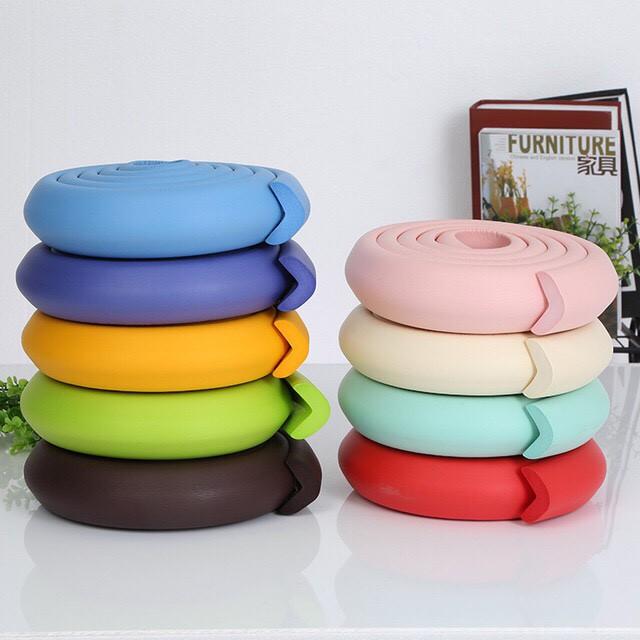 [HCM]Xốp che cạnh bàn bảo vệ an toàn cho bé 2M bản to - Miếng bọt biển bịt cạnh bàn - cuộn cao su bọc cạnh bàn