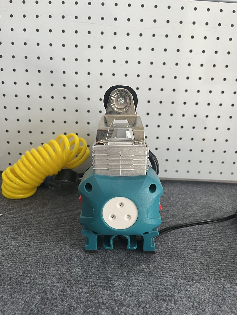 Máy Bơm Hơi Xài Bình 12V Total TTAC2506