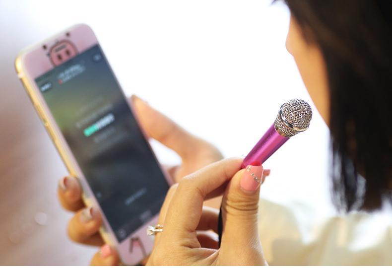 Micro mini dành cho smartphone thỏa sức hát karaoke