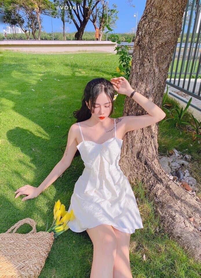 Đầm hai dây đính nơ ngực cúc họa mi cực cool