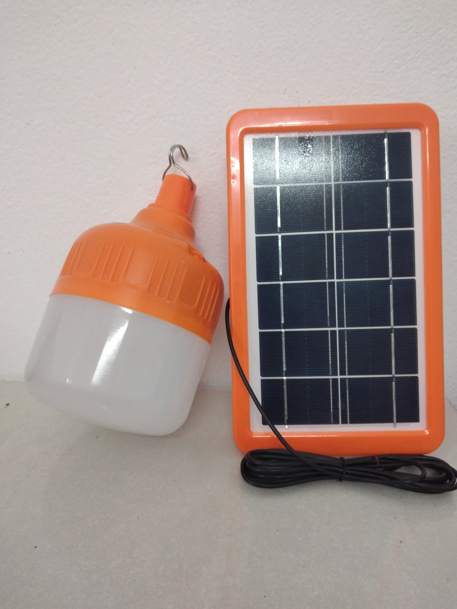 Đèn búp năng lượng mặt trời JD50w