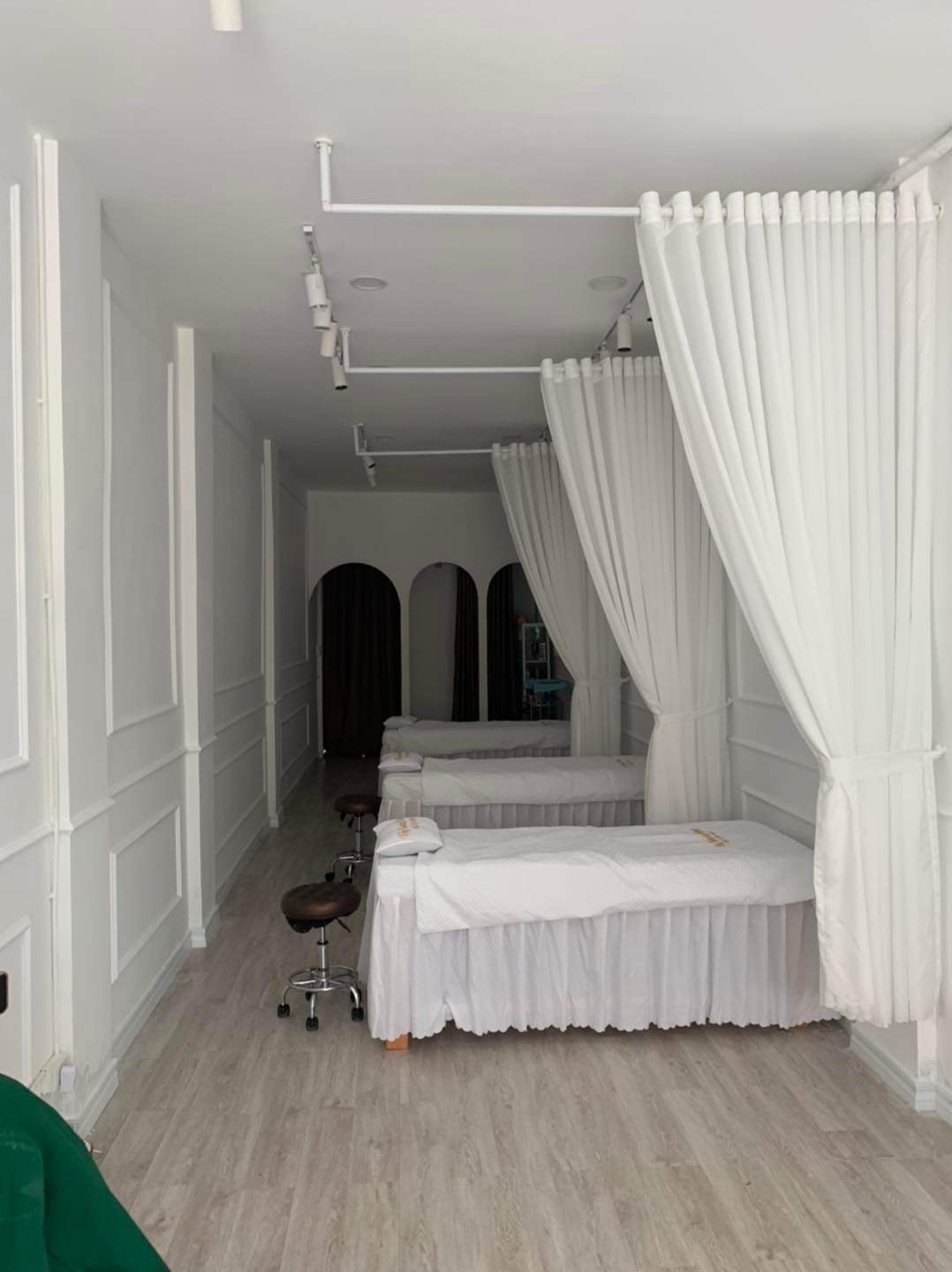 von rèm cửa con trang trí giá rẻ