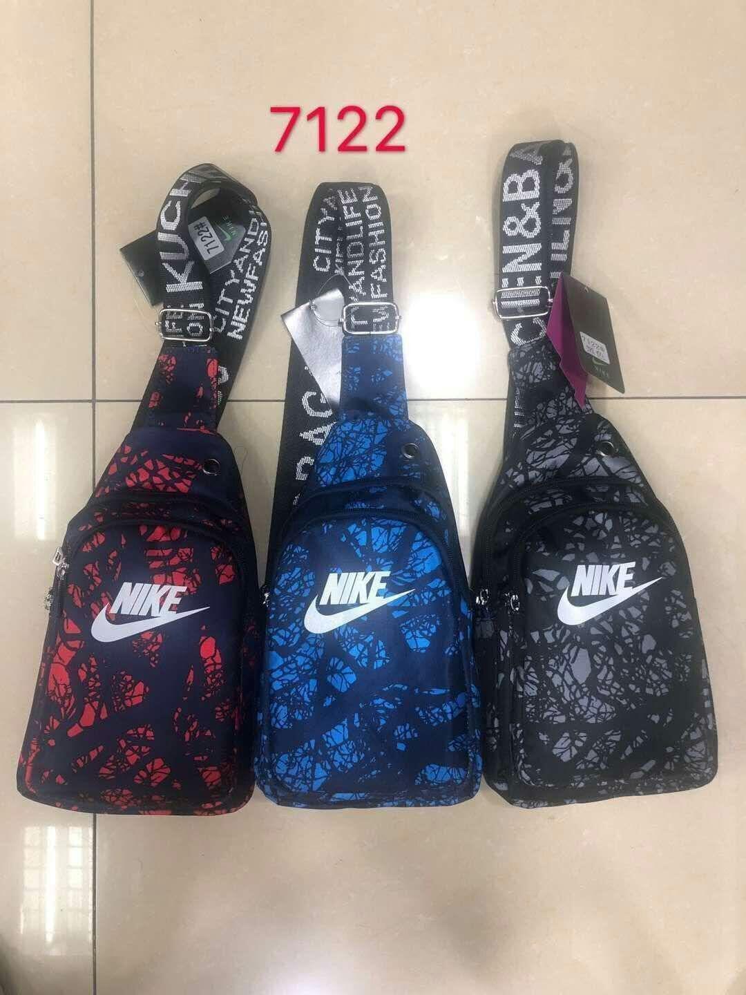 Túi nam đeo chéo Supreme 123